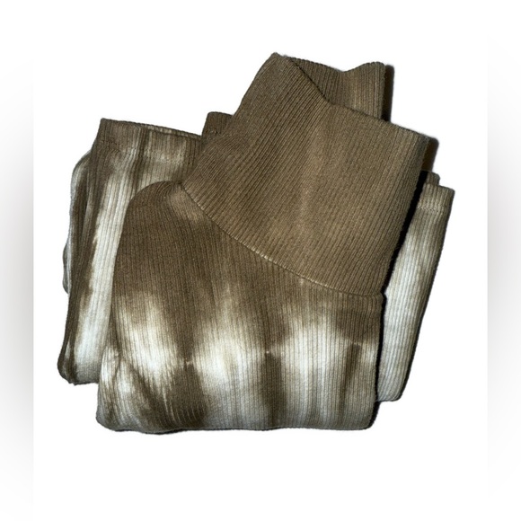 American Eagle Outfitters GreenTie-Dye Women's Top - Picture 3 of 8